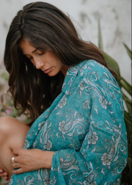 Theros Blue One Size Shirt